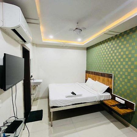 OYO 88521 Hotel Swagstay Indore Exterior foto